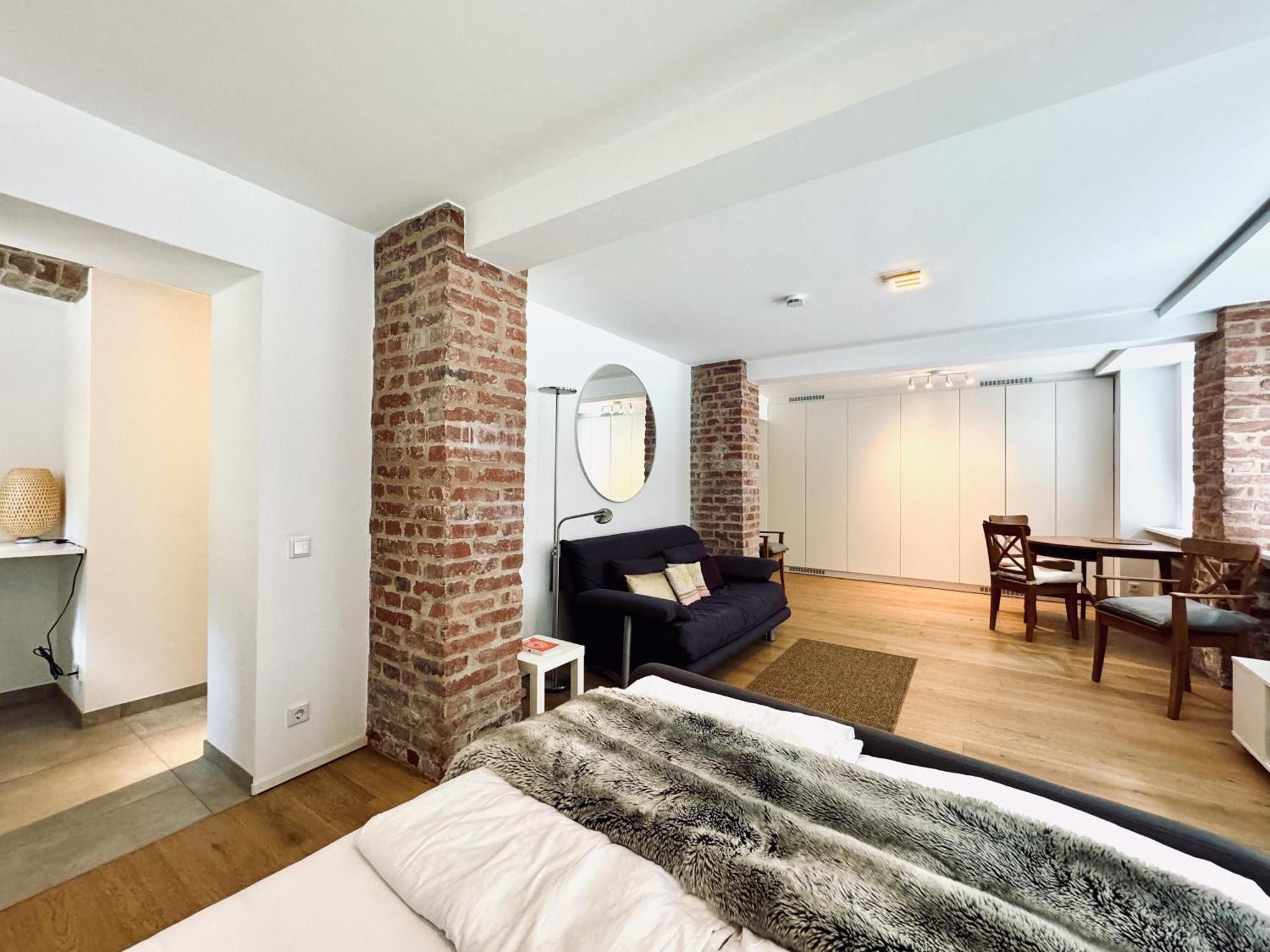 Апартаменты Cosy Castle - Charmanter Souterrain Altbau